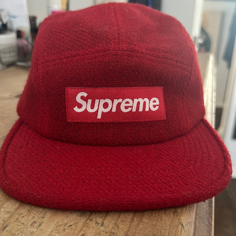 Red tweed supreme hat